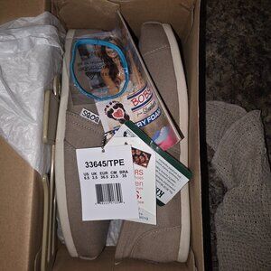 Bobs Skechers canvas shoe